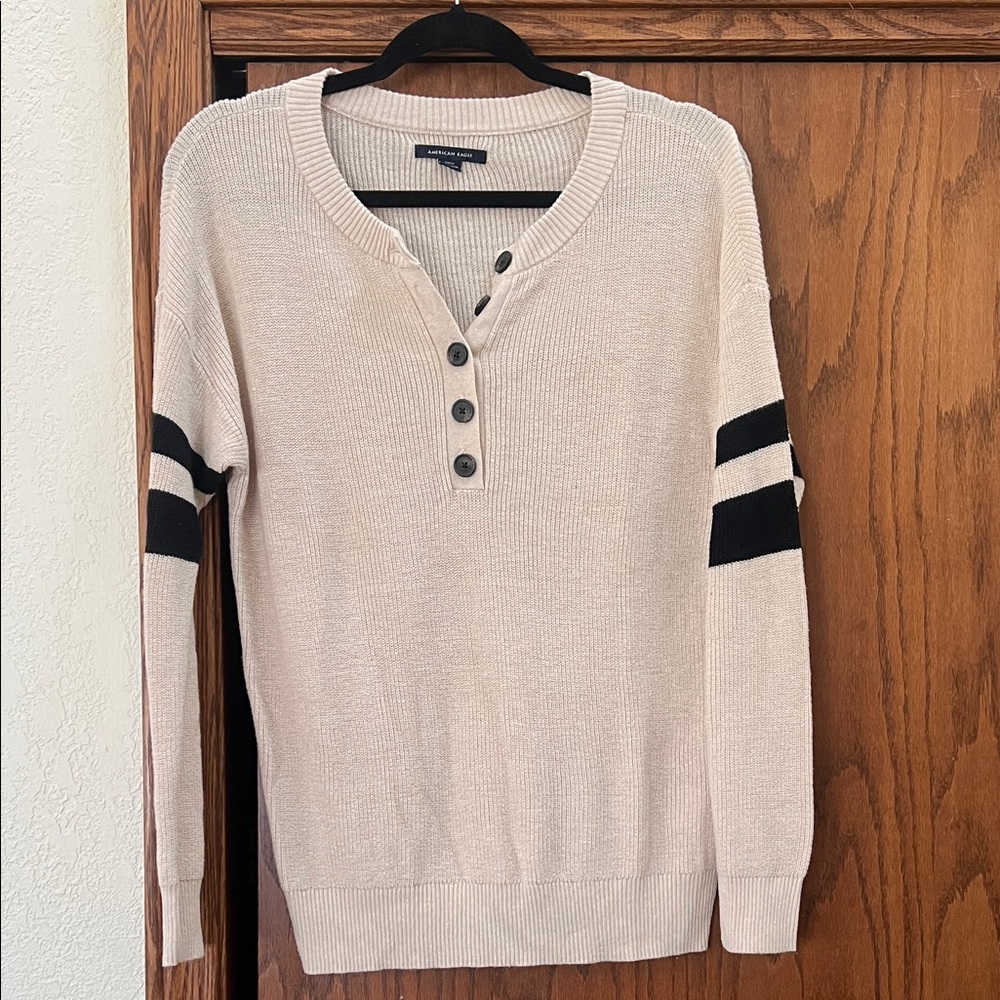 •AMERICAN EAGLE• long sleeve